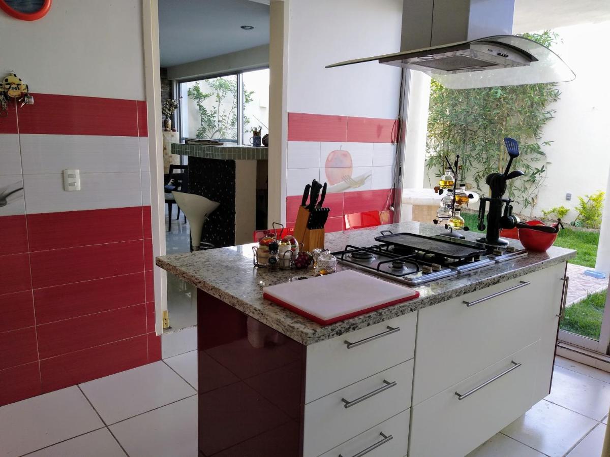 Habitaciones Business Class En Lomas De Angelopolis Tlaxcalancingo Ngoại thất bức ảnh